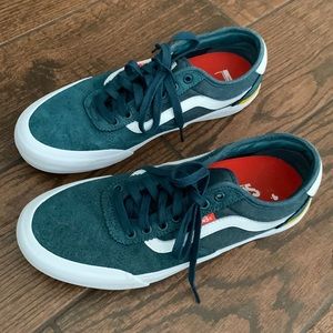 Vans in great condition. Green & white ( with a little yellow on the back)